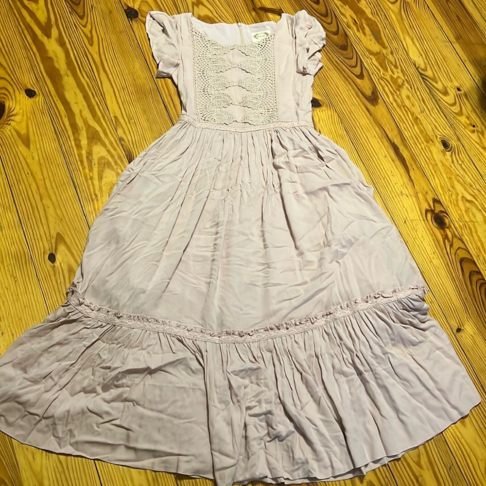 Like new girls dress